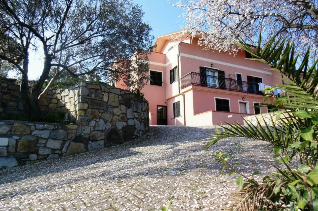 Appartamento In Magnifica Zona Residenziale Andora ภายนอก รูปภาพ